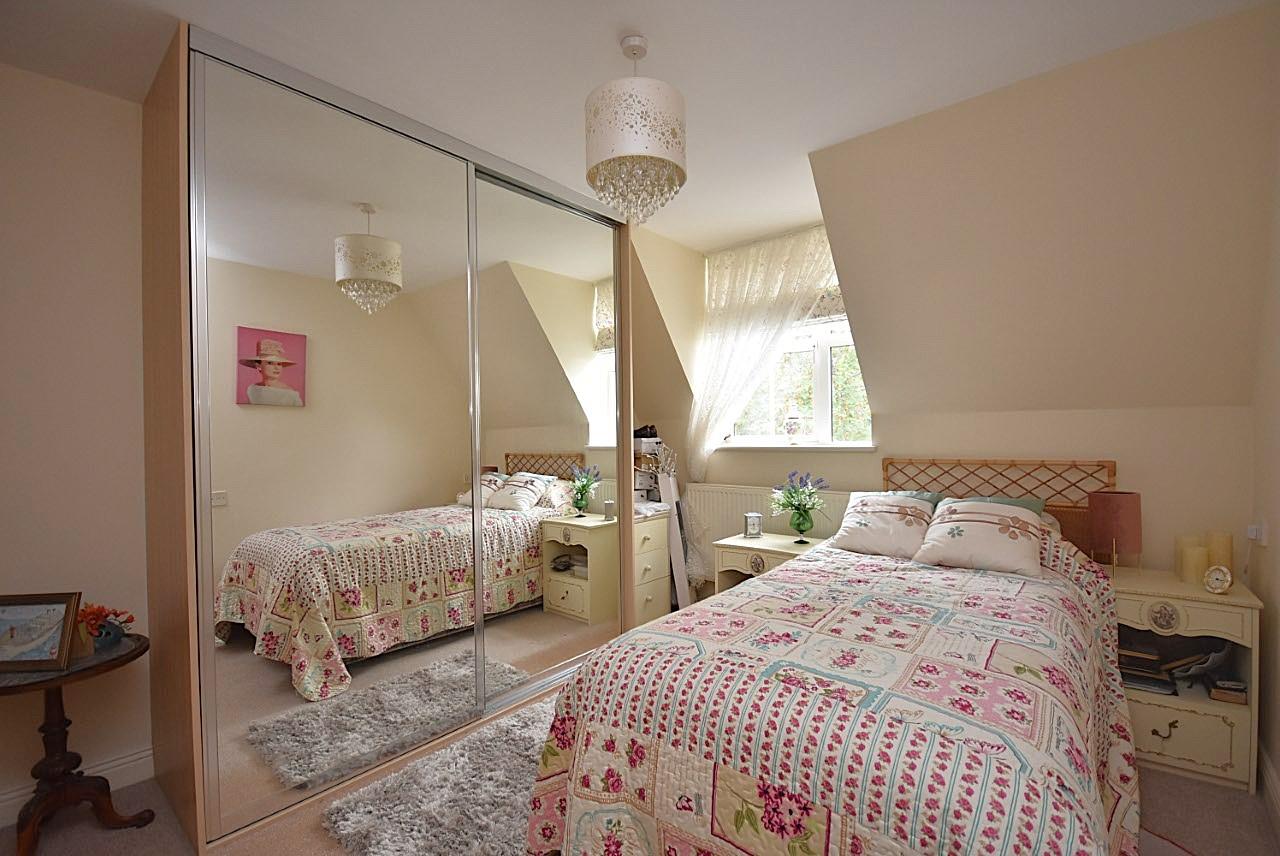 10 Cwrt Newydd, Elm Grove Road, Dinas Powys, CF64 4BD